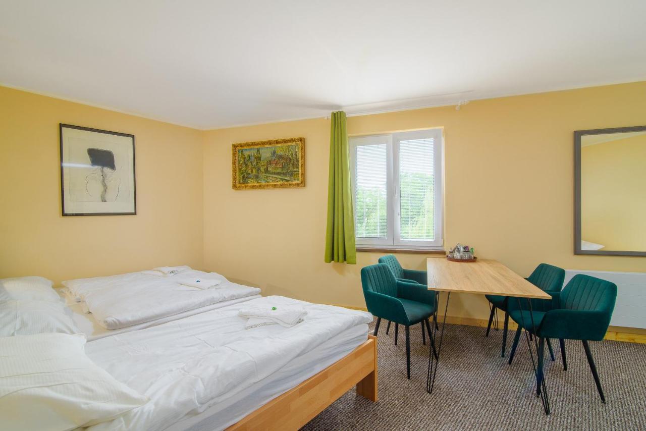 Hotel Max Prague Extérieur photo